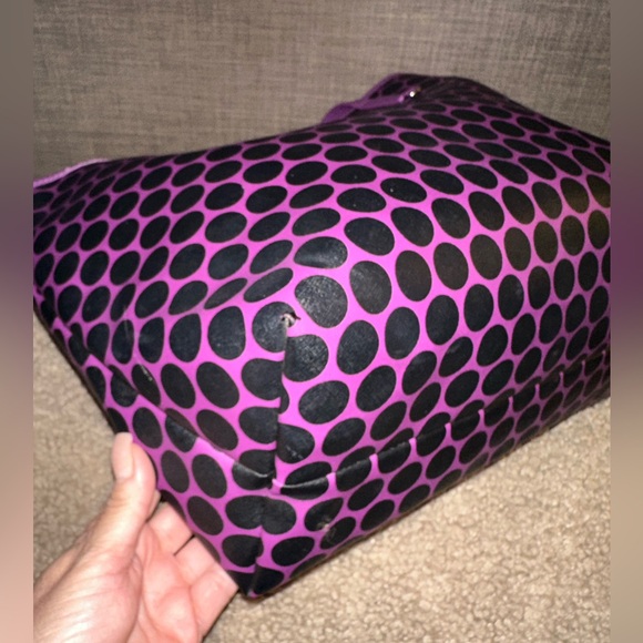 Michael ๐ Kors Saffiano Leather Tote - Picture 5 of 10